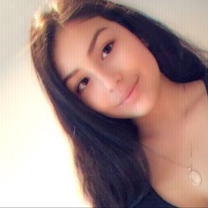 Meet your Posher, Brianna